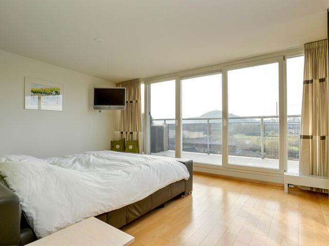 Salviabeemd 39H, Maastricht
