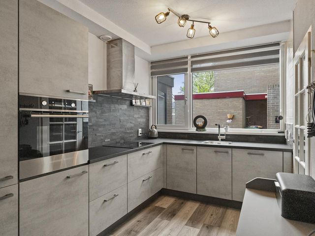 Middelzand 5806, Julianadorp