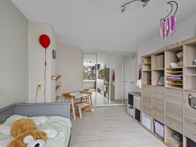 Middelzand 5806, Julianadorp