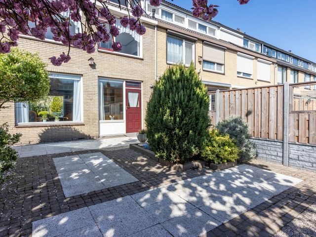 Keplerlaan 47, Spijkenisse