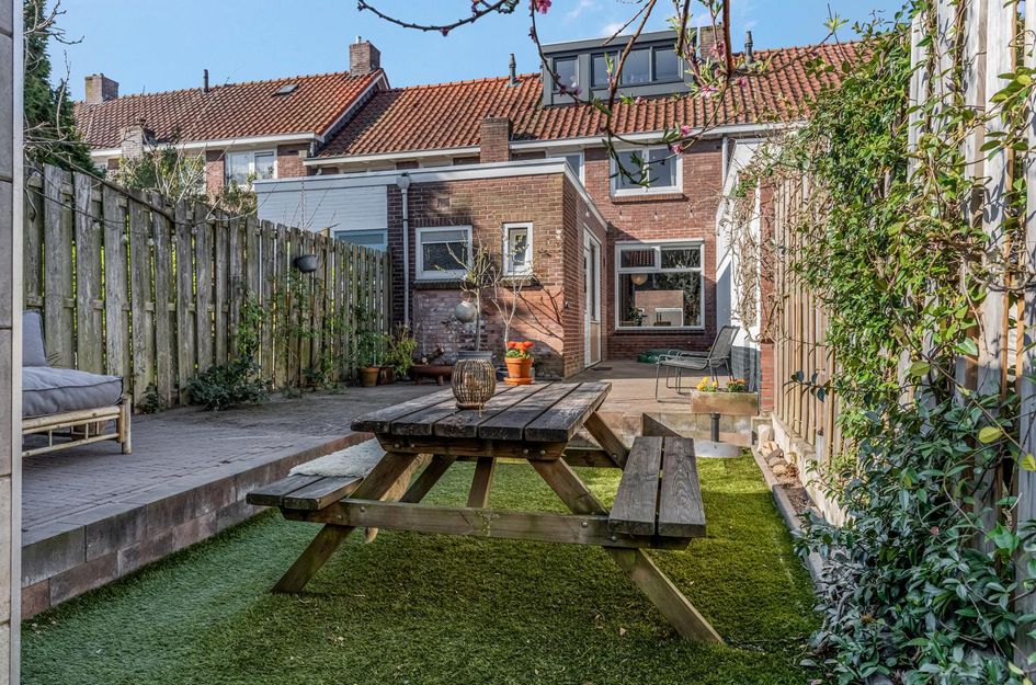 Kamperfoeliestraat 14