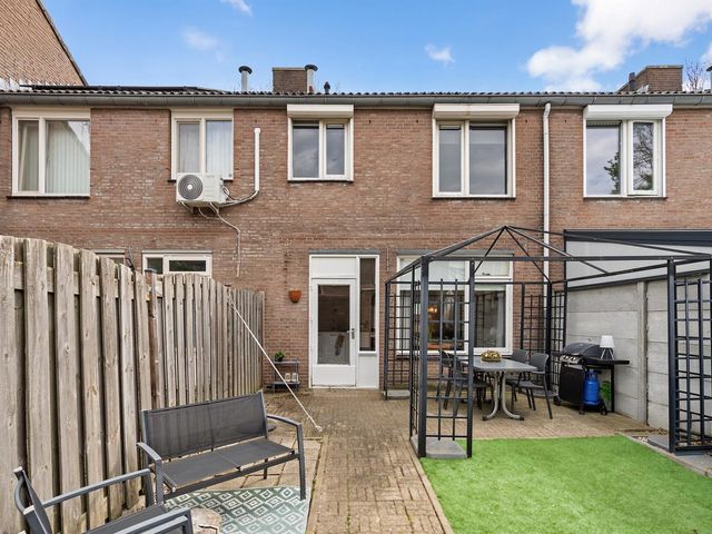 Zeswegenlaan 145, Heerlen
