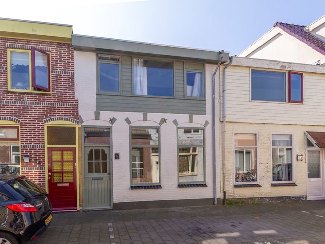 Piet Heinstraat 54, Den Helder