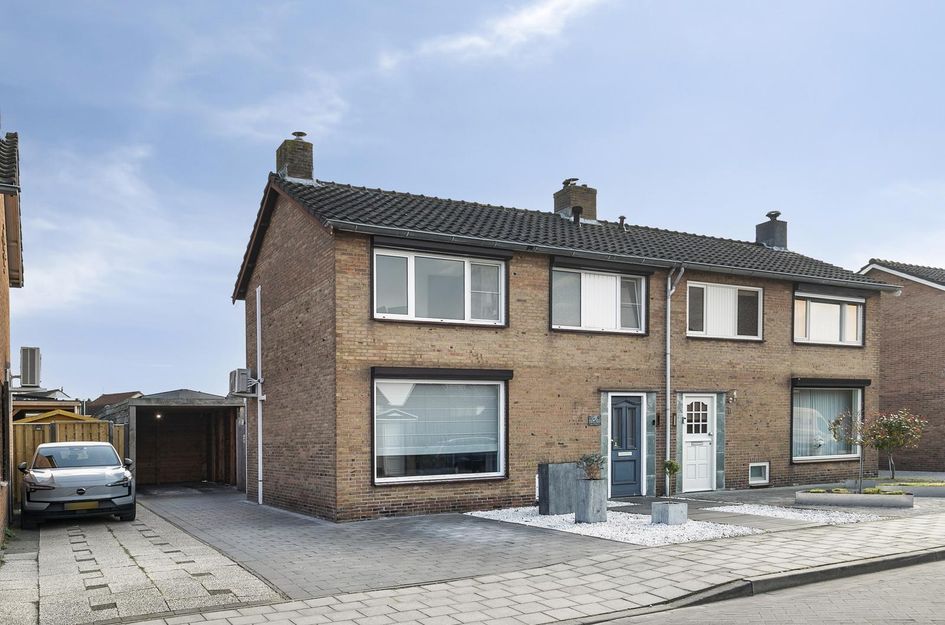 Pastoor Mertensstraat 9