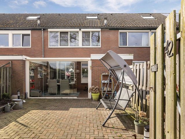 Uithof 42, Schoonebeek