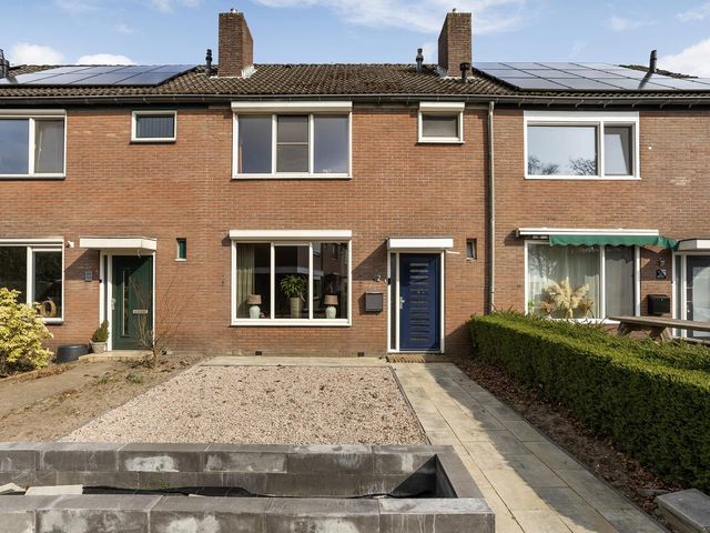 Uithof 42, Schoonebeek