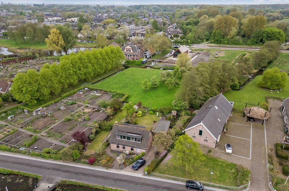 Voorweg 121