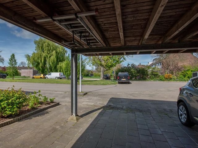 Hunsingo 122, Zoetermeer