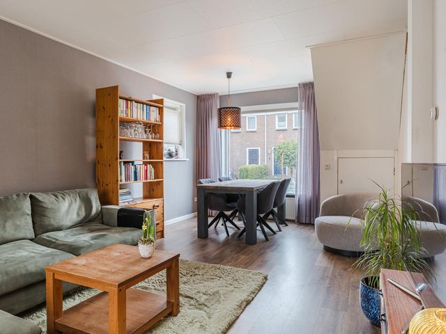 Da Costastraat 14, Hoogeveen