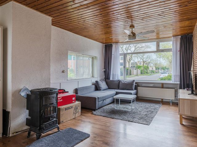 Dr Dassenstraat 1, Hoogeveen