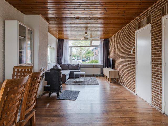 Dr Dassenstraat 1, Hoogeveen
