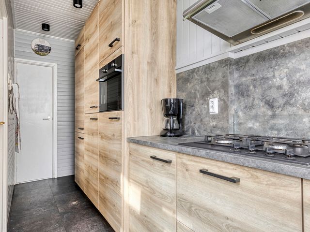 Buitendams 407, Hardinxveld-Giessendam