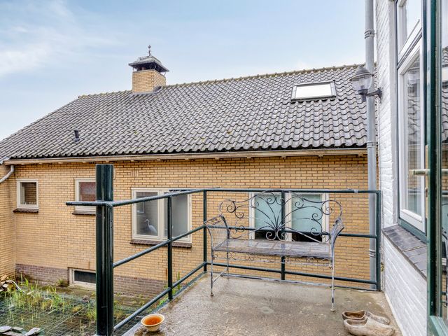 Buitendams 407, Hardinxveld-Giessendam