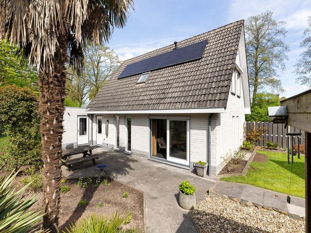 Hunzelaan 17, Terneuzen