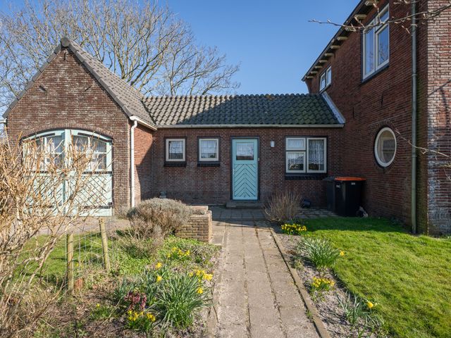 Klif 38, Den Hoorn