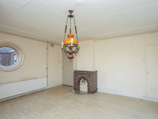 Klif 38, Den Hoorn
