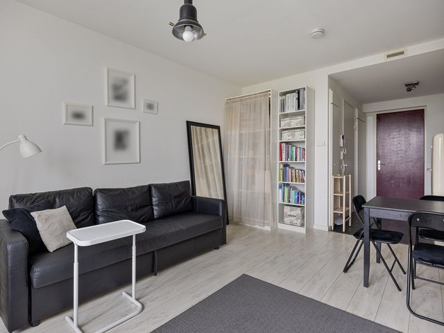 Bos en Lommerplantsoen 25B, Amsterdam