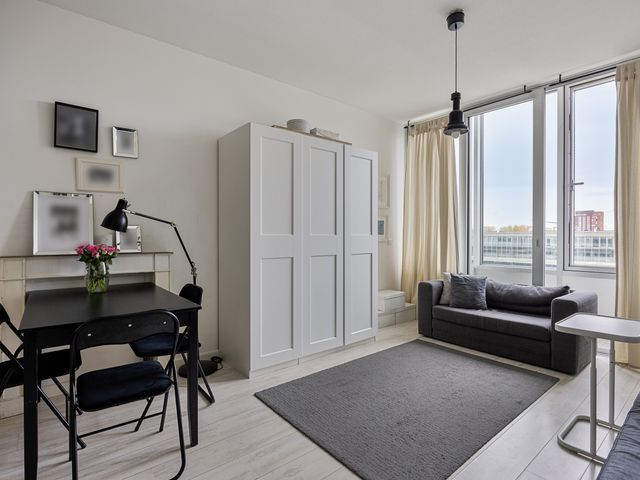 Bos en Lommerplantsoen 25B, Amsterdam