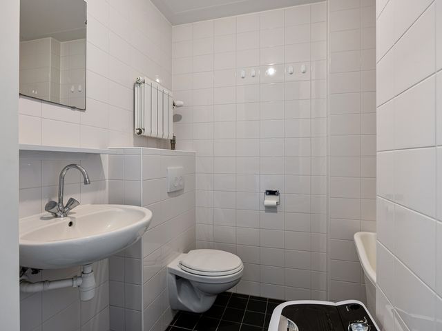 Bos en Lommerplantsoen 25B, Amsterdam
