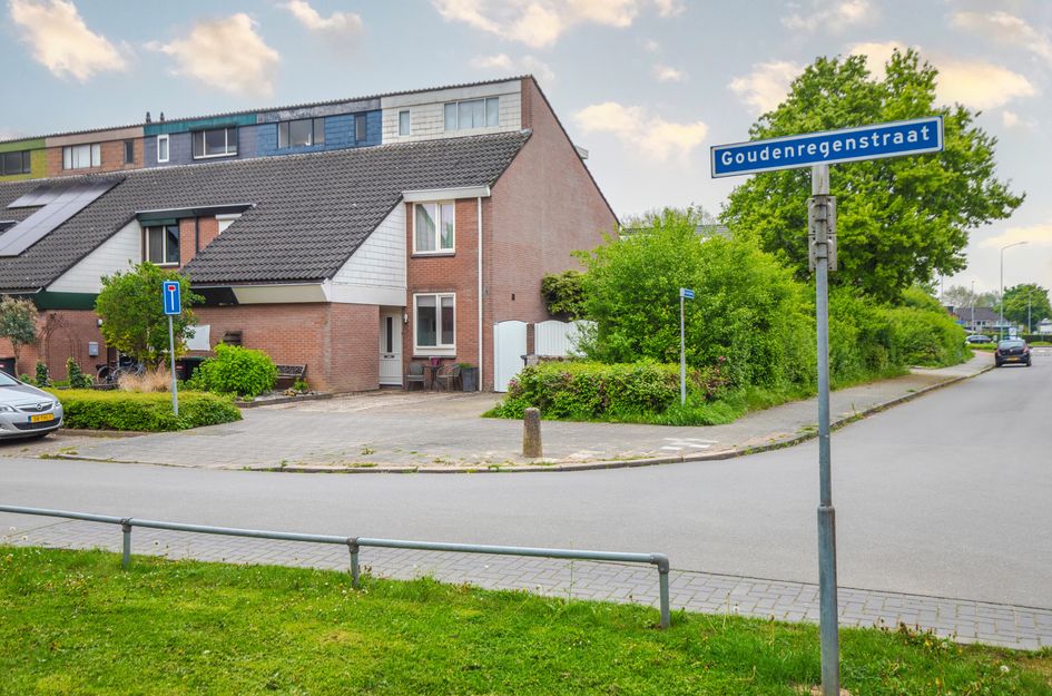 Goudenregenstraat 15