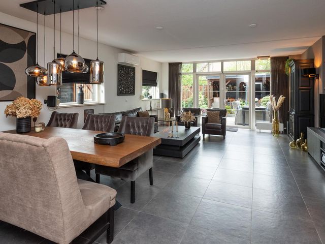 Fazant 68, Ridderkerk