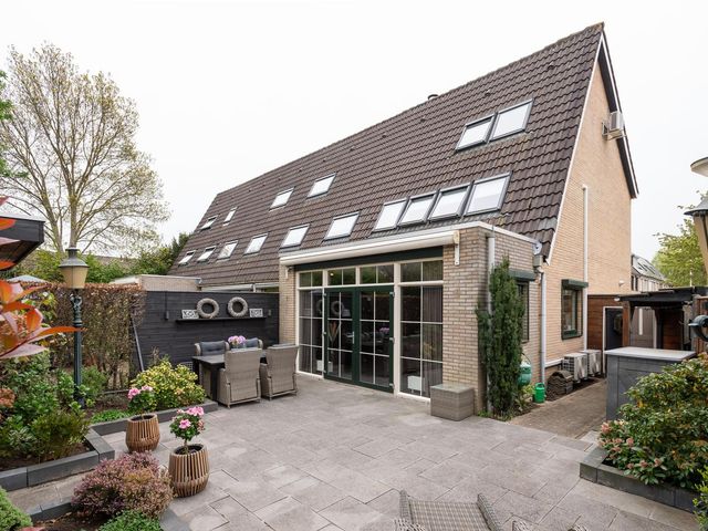 Fazant 68, Ridderkerk