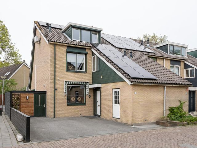 Fazant 68, Ridderkerk