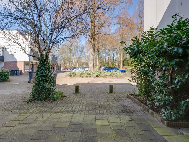 De Vennen 38, Weesp