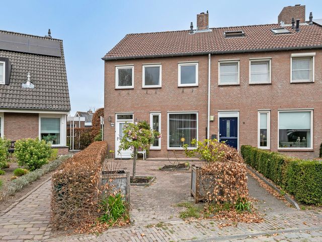 Kraaiheide 7, Oost West en Middelbeers