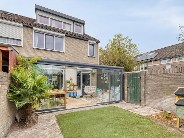 Paukeslag 116, Etten-Leur