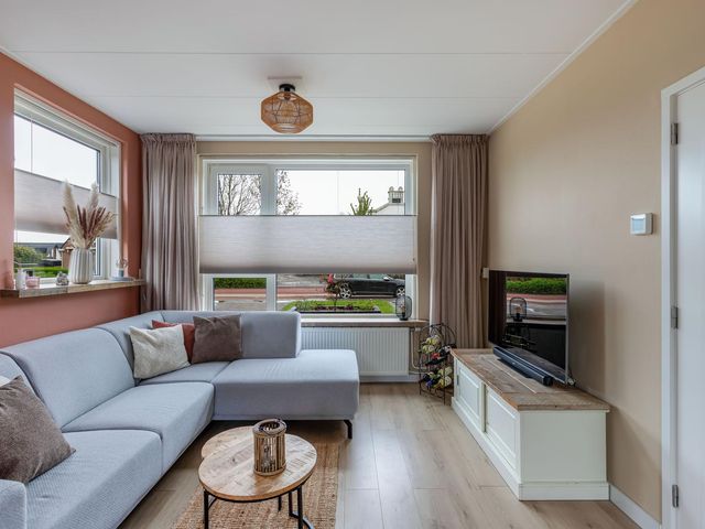 Marwei 36, Delfstrahuizen