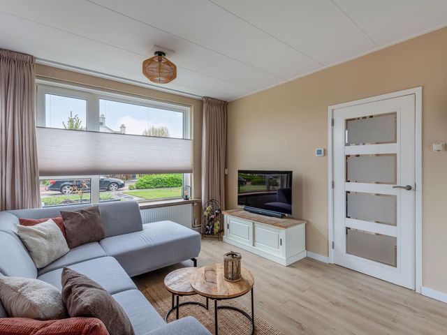 Marwei 36, Delfstrahuizen