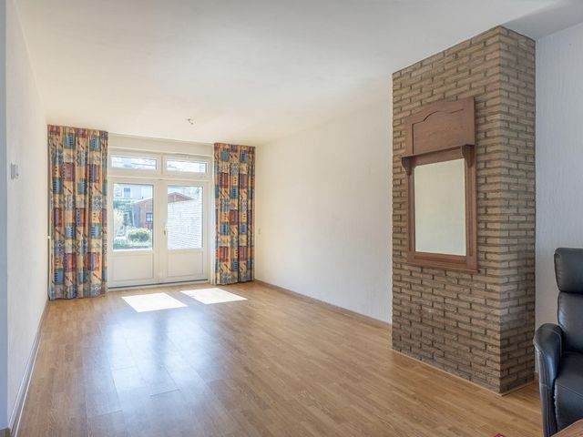Pastoor Bastinstraat 20, Einighausen