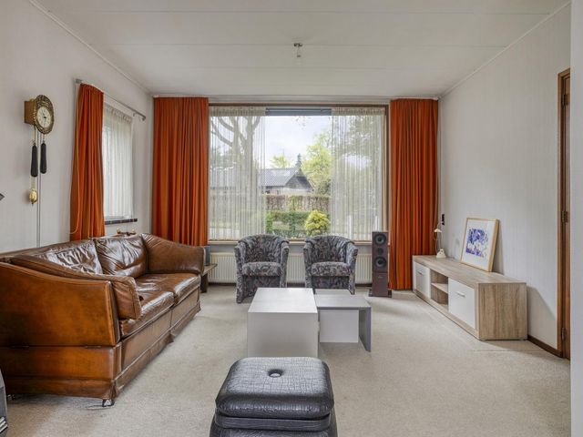 Lisztlaan 7, Roosendaal