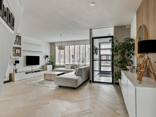 Schelphoek 19, Hoofddorp