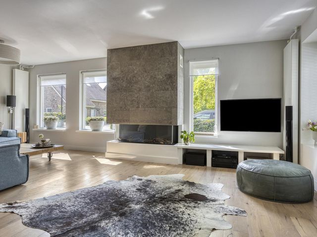 Breitnerlaan 1, Oosterhout