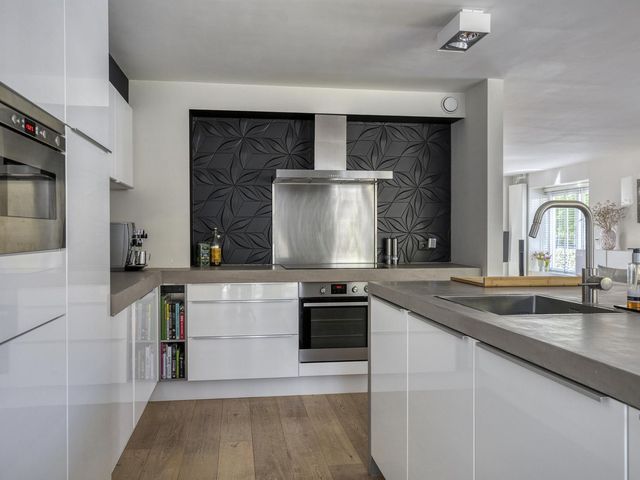 Breitnerlaan 1, Oosterhout