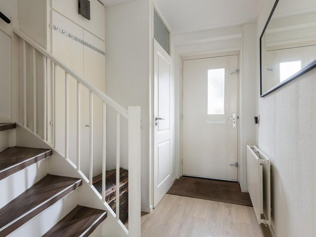 Smaragd 23, Hoorn