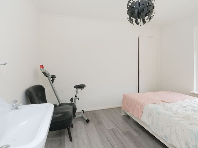 Resedastraat 11 1, Hengelo
