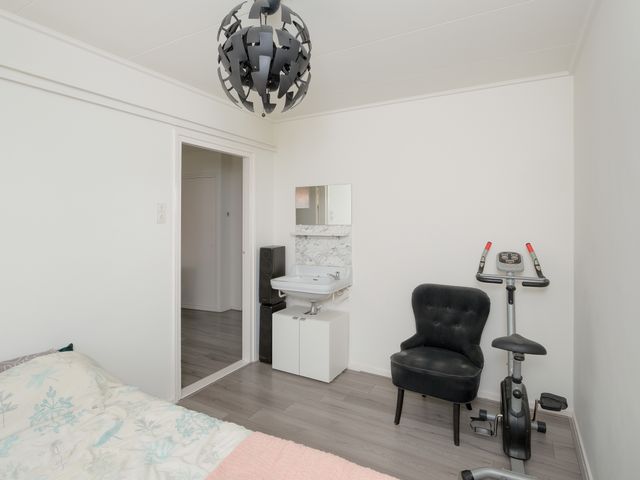 Resedastraat 11 1, Hengelo