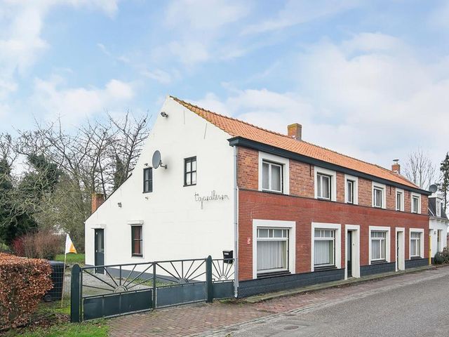 Goedleven 18, Waterlandkerkje