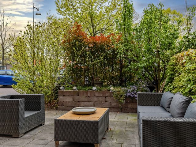 Burg Jhr Q v Uffordln 469, Apeldoorn