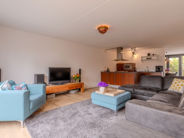 Burg Jhr Q v Uffordln 469, Apeldoorn