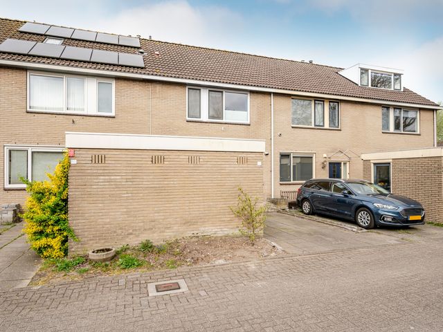 Zwartezeestraat 37, Lelystad