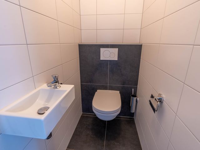 de Vers 217, Overloon