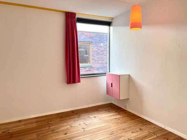 Mantelmeeuwhof 17, Utrecht