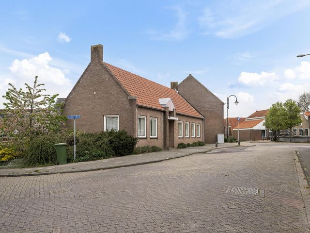 Westpoort 2, Sint-Maartensdijk