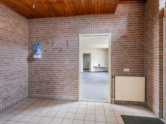 Westpoort 2, Sint-Maartensdijk
