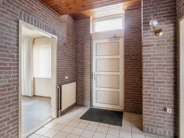 Westpoort 2, Sint-Maartensdijk