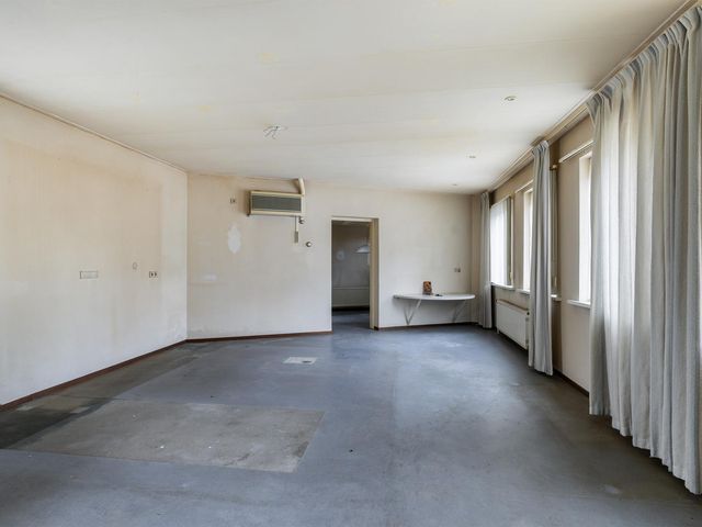 Westpoort 2, Sint-Maartensdijk